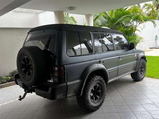 MITSUBISHI-PAJERO-3.0 GLX 4X4 V6 24V GASOLINA 4P MANUAL MITSUBISHI-PAJERO-1994