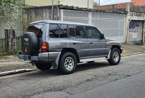 MITSUBISHI-PAJERO-3.5 GLS 4X4 V6 24V GASOLINA 4P AUTOMÁTICO MITSUBISHI-PAJERO-1998