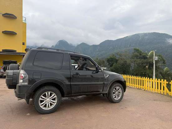 MITSUBISHI-PAJERO FULL-3.2 HPE 4X4 16V TURBO INTERCOOLER DIESEL 2P AUTOMÁTICO MITSUBISHI-PAJERO FULL-2018