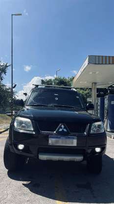 MITSUBISHI-PAJERO TR4-2.0 4X4 16V 140CV FLEX 4P AUTOMÁTICO MITSUBISHI-PAJERO TR4-2012
