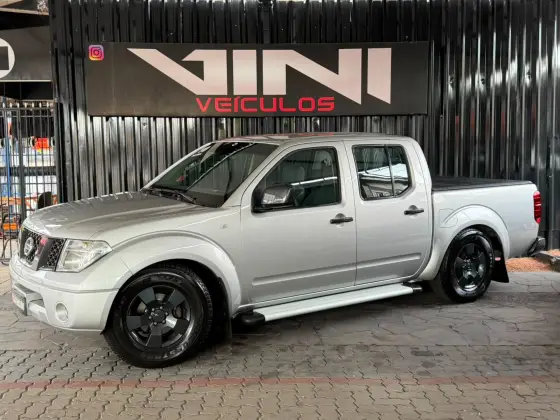 NISSAN FRONTIER 2.5 XE 4X2 CD TURBO ELETRONIC DIESEL 4P MANUAL