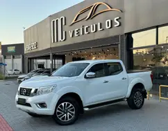 NISSAN FRONTIER 2.3 16V TURBO DIESEL XE CD 4X4 AUTOMÁTICO NISSAN FRONTIER 2.3 16V TURBO DIESEL XE CD 4X4 AUTOMÁTICO