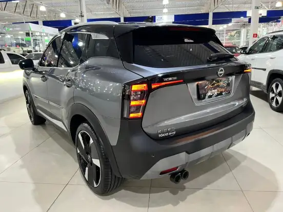 NISSAN-KICKS-2025