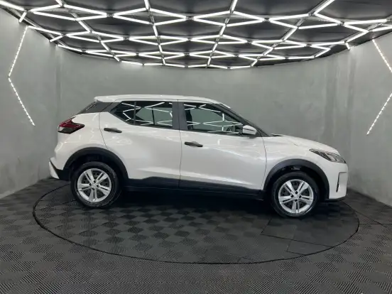 NISSAN-KICKS-2024