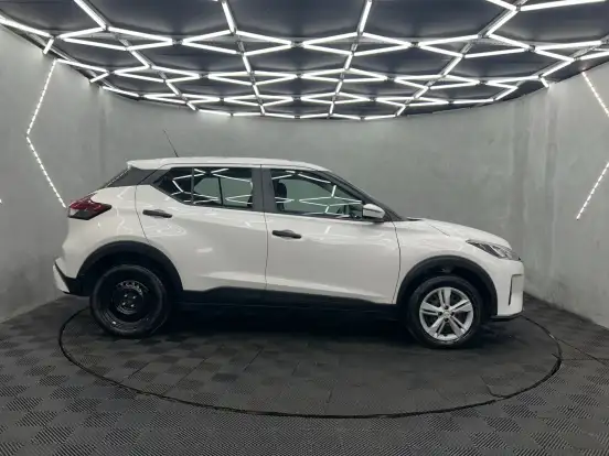 NISSAN-KICKS-2024