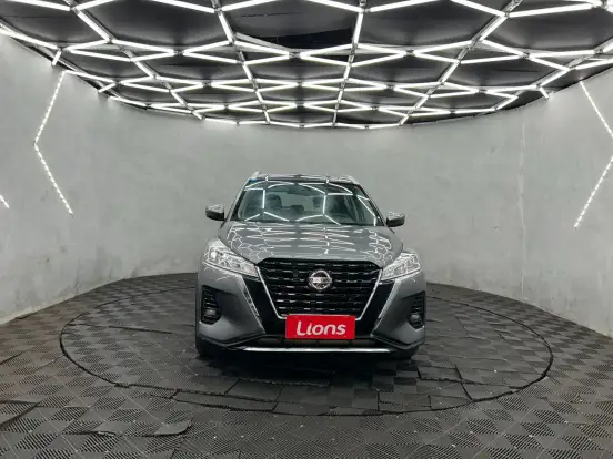 NISSAN-KICKS-2022