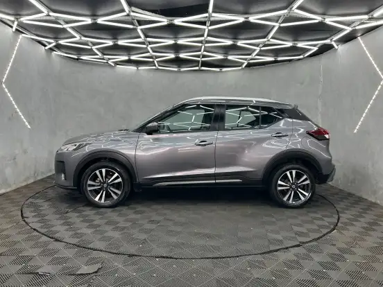 NISSAN-KICKS-2022