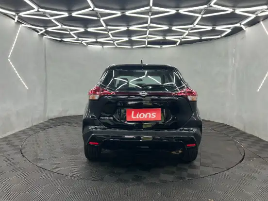 NISSAN-KICKS-2024