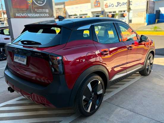 NISSAN-KICKS-2025