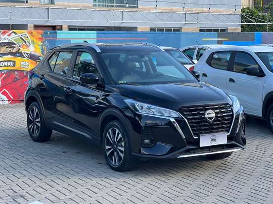 NISSAN-KICKS-2022