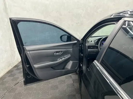 NISSAN-SENTRA-2024