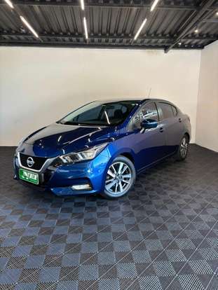 NISSAN-VERSA-2021