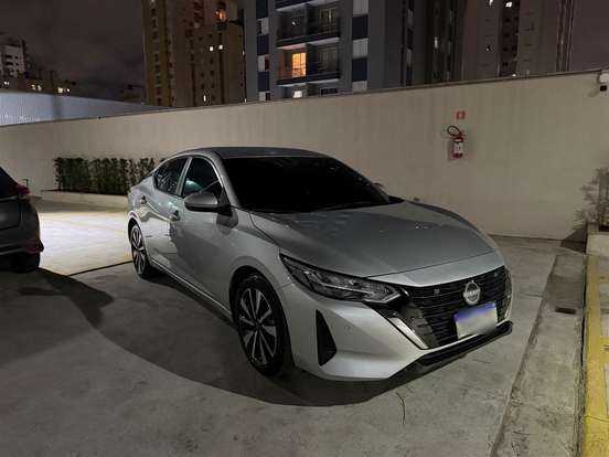NISSAN-SENTRA-2023