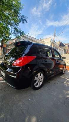NISSAN-TIIDA-2011