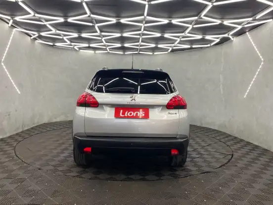 PEUGEOT-2008-2022