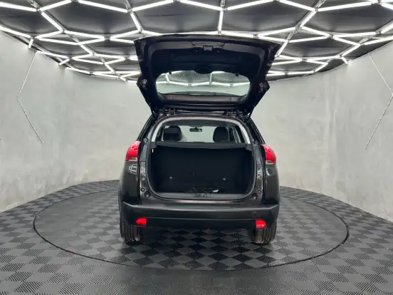 PEUGEOT-2008-2022
