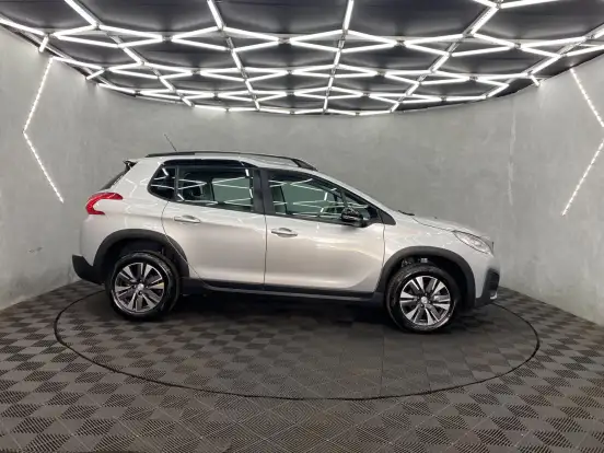 PEUGEOT-2008-2022