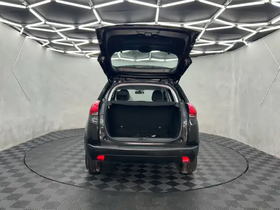 PEUGEOT-2008-2022