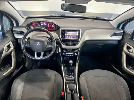 PEUGEOT-2008-2015