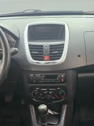 PEUGEOT-207-2010