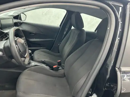 PEUGEOT-208-2024