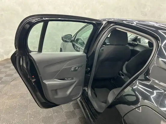 PEUGEOT-208-2024