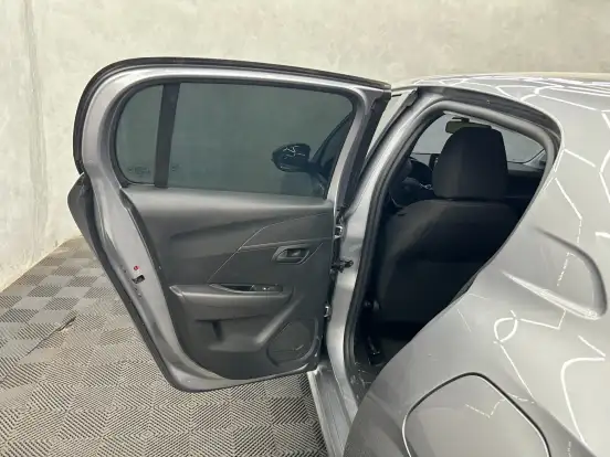 PEUGEOT-208-2024