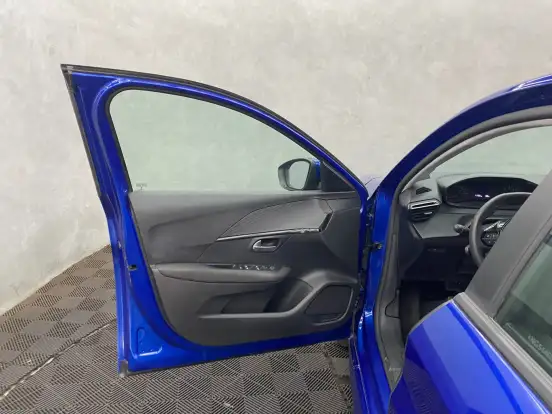 PEUGEOT-208-2022