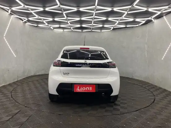 PEUGEOT-208-2022