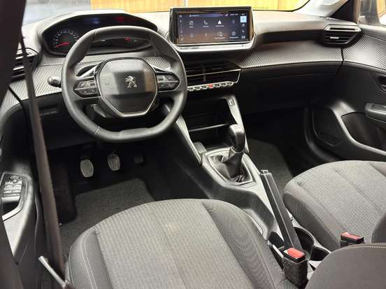 PEUGEOT-208-2023