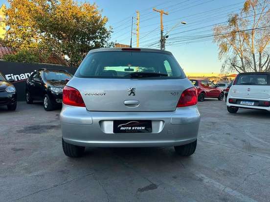 PEUGEOT-307-2010