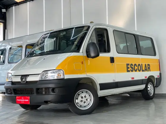 PEUGEOT BOXER 2.3 HDI 330 FURGÃO CURTO 8V DIESEL 3P MANUAL PEUGEOT BOXER 2.3 HDI 330 FURGÃO CURTO 8V DIESEL 3P MANUAL