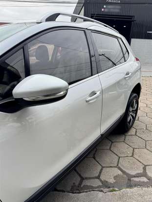 PEUGEOT-2008-2015