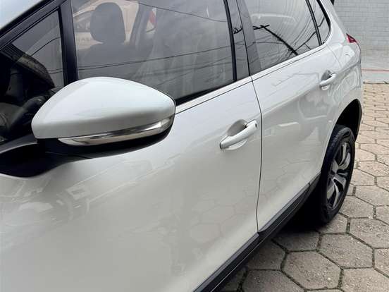 PEUGEOT-2008-1.6 16V FLEX GRIFFE 4P AUTOMÁTICO PEUGEOT-2008-2015