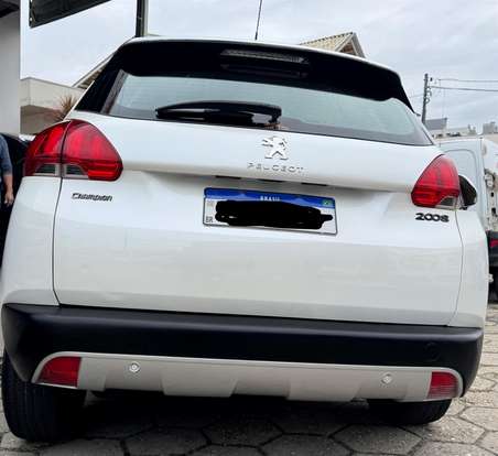 PEUGEOT-2008-2015