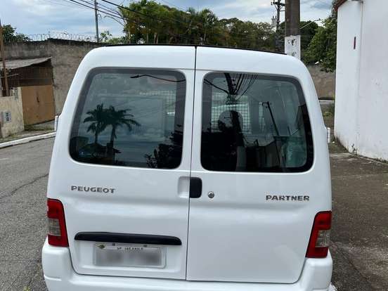PEUGEOT-PARTNER-1.6 FURGÃO 800KG 16V FLEX 3P MANUAL PEUGEOT-PARTNER-2016