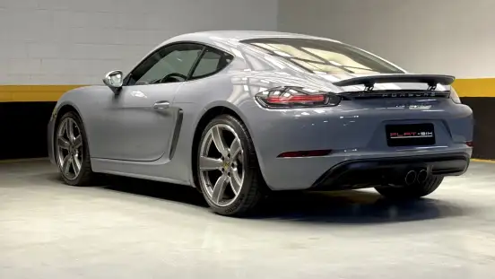 PORSCHE-718-2023