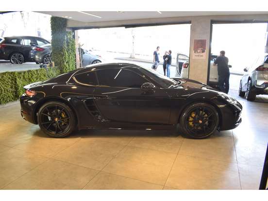 PORSCHE-718-2024