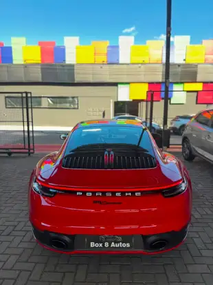 PORSCHE-911-2020