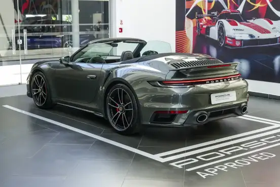 PORSCHE-911-2023