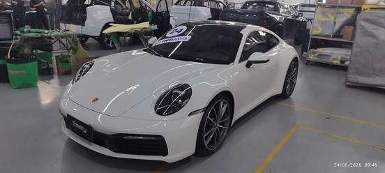 PORSCHE-911-2024