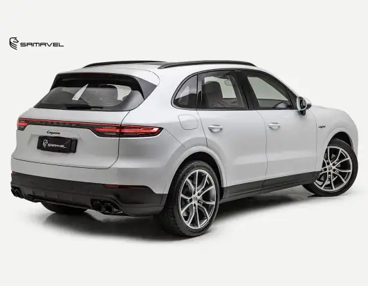 PORSCHE-CAYENNE-2023