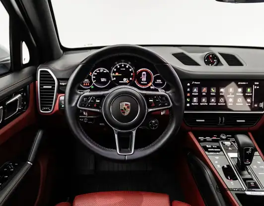 PORSCHE-CAYENNE-2023