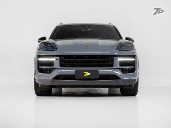 PORSCHE-CAYENNE-2024