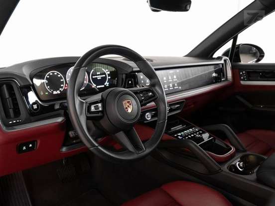 PORSCHE-CAYENNE-2024