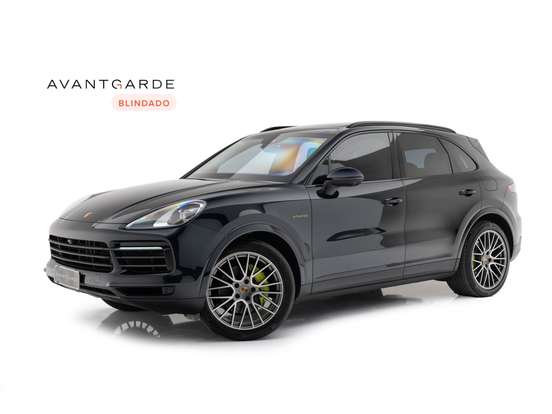 PORSCHE-CAYENNE-2023