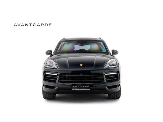 PORSCHE-CAYENNE-2023