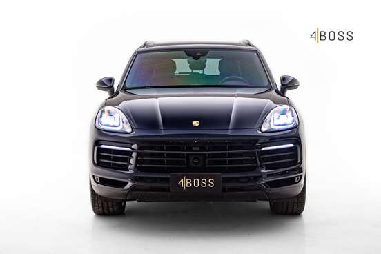 PORSCHE-CAYENNE-2023