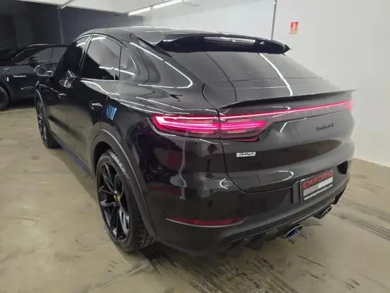 PORSCHE-CAYENNE-2023