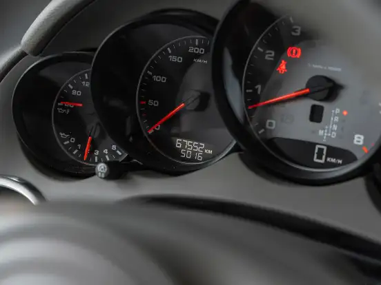 PORSCHE-CAYENNE-2010